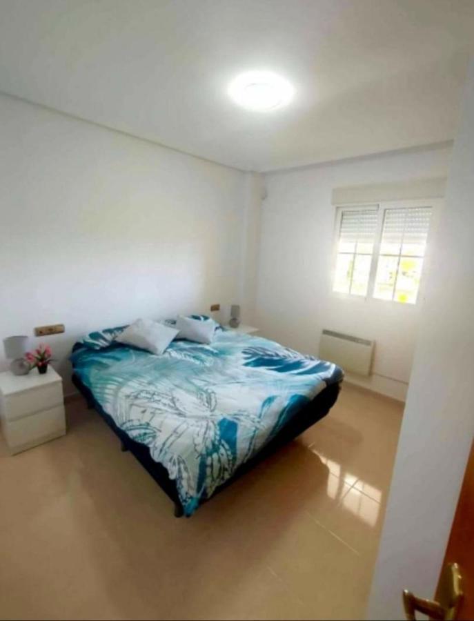 オリウエラCasa Krisアパートメント エクステリア 写真