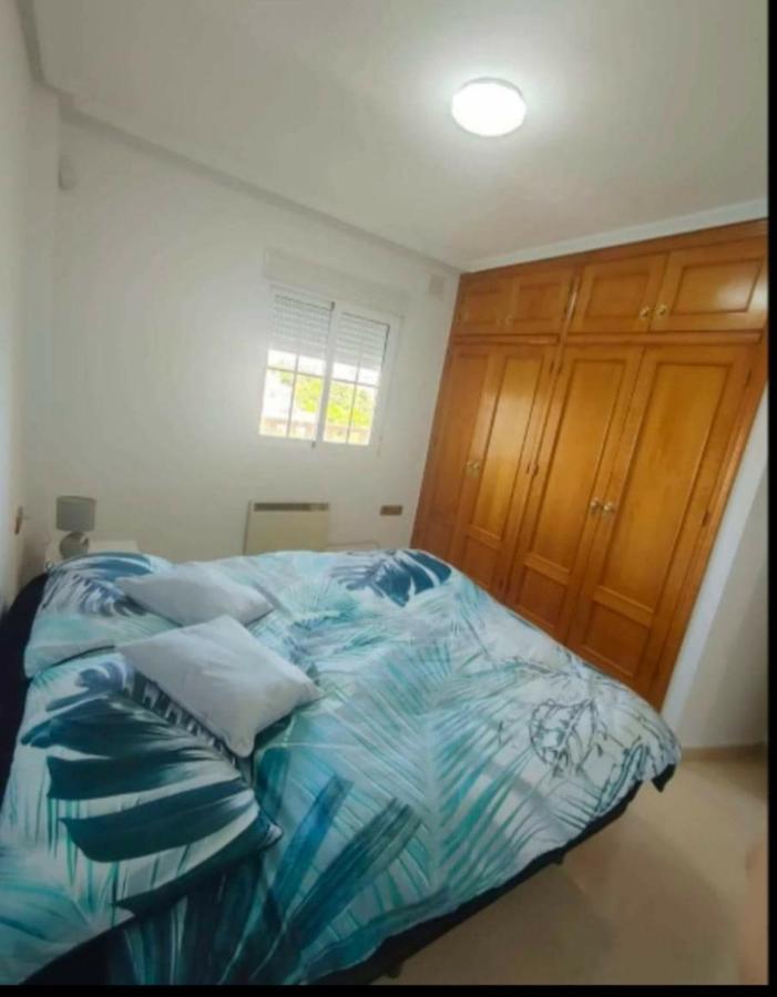 オリウエラCasa Krisアパートメント エクステリア 写真